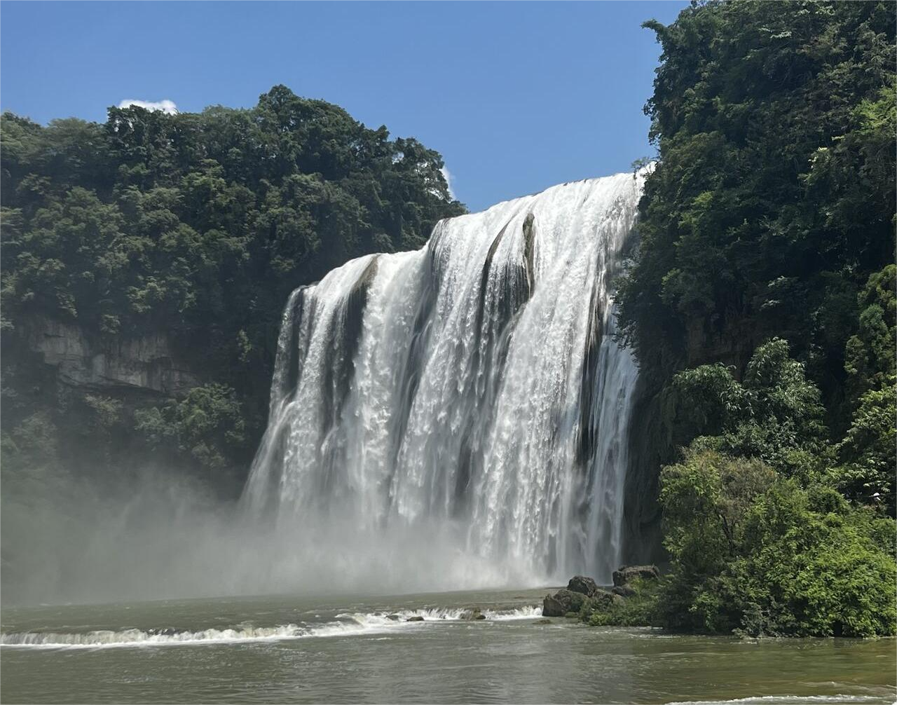 Huangguoshu Waterfall